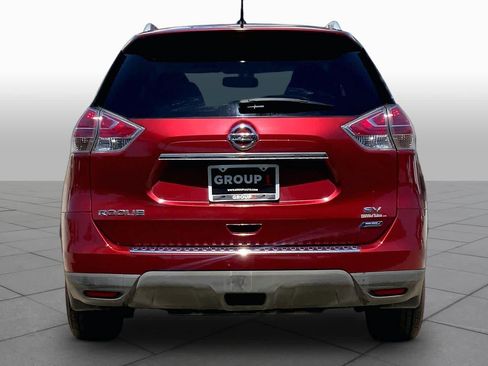 Used 2014 Nissan Rogue SV w/ SV Premium Package FWD image 4