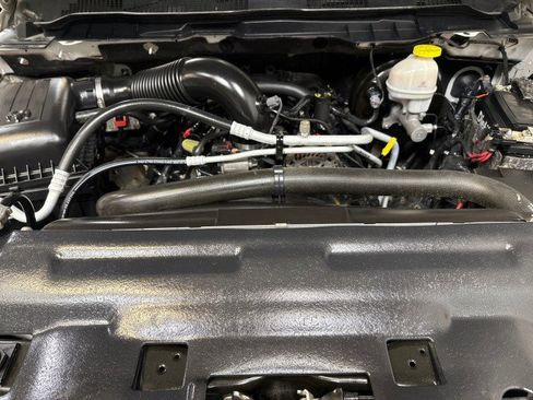 Used 2020 RAM 1500 Classic SLT image 74