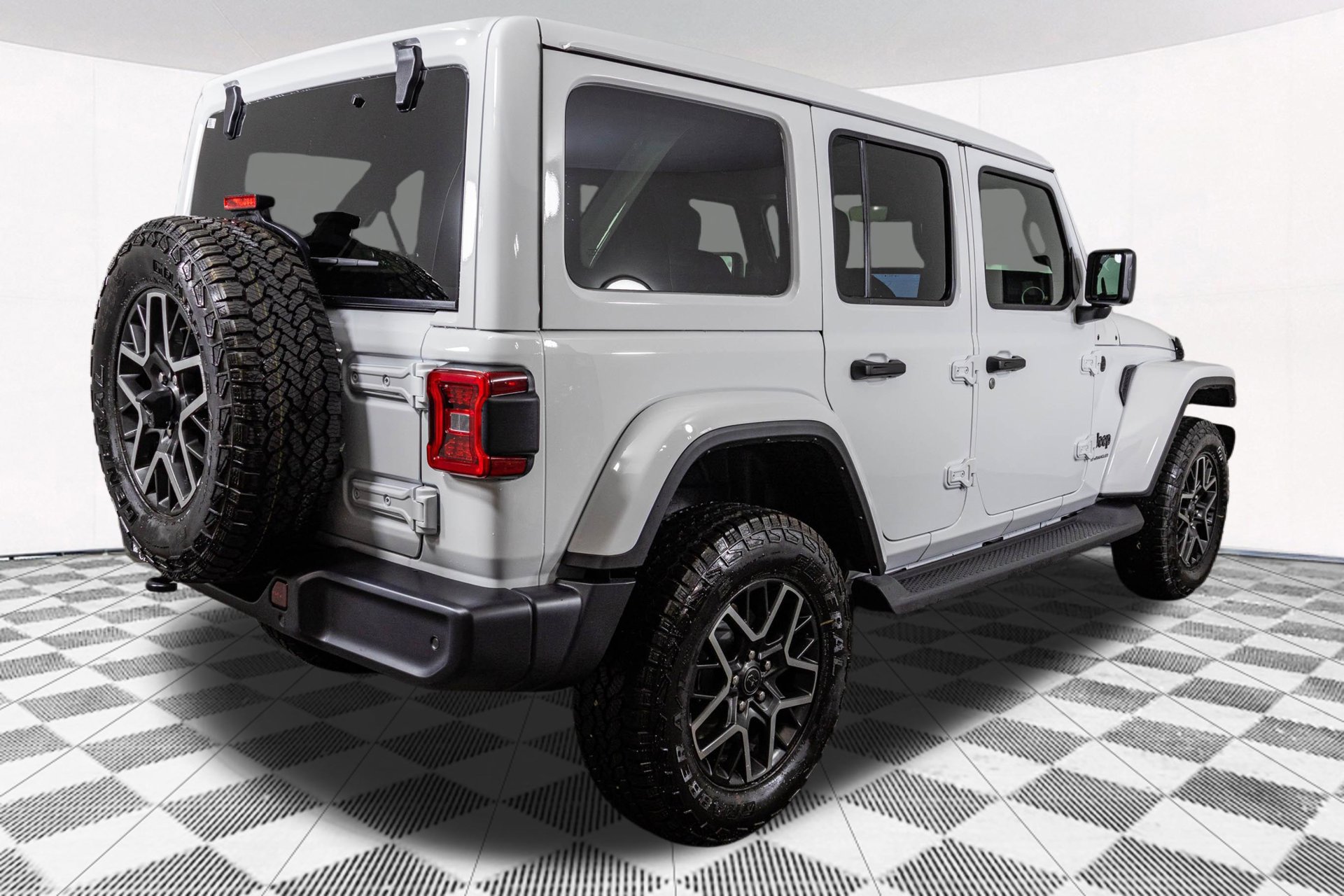 New 2027 Jeep Wrangler Unlimited Sahara AWD/4WD image 15