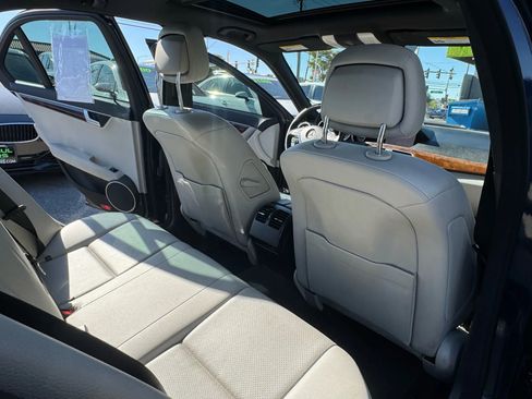 Used 2012 Mercedes-Benz C 250 Sedan image 16