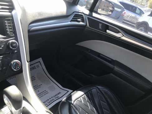 Used 2014 Ford Fusion S image 15