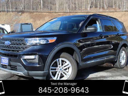 Used 2022 Ford Explorer XLT w/ Equipment Group 202A image 1