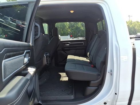 Used 2023 RAM 1500 Big Horn AWD/4WD image 29