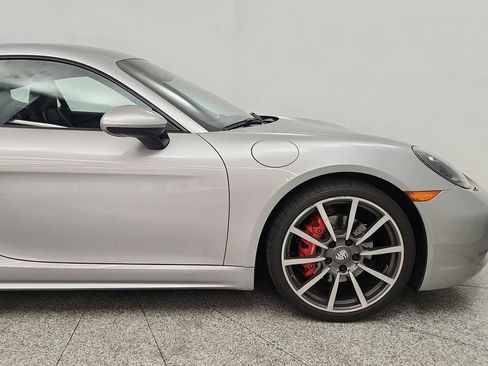 Used 2019 Porsche 718 Cayman S RWD image 15