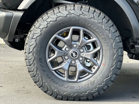 New 2025 Ford Bronco Badlands image 26