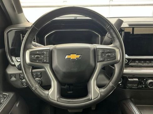 Used 2024 Chevrolet Silverado 2500 LTZ w/ LTZ Convenience Package AWD/4WD image 8