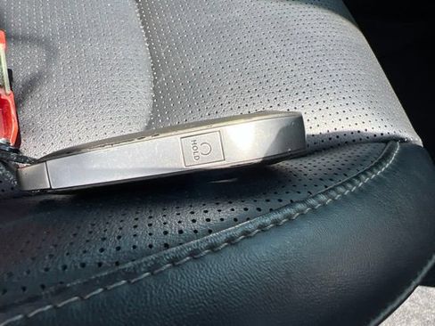 Certified 2024 Kia Sorento S w/ Panoramic Sunroof Package FWD image 45