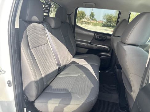 Used 2022 Toyota Tacoma SR5 image 14
