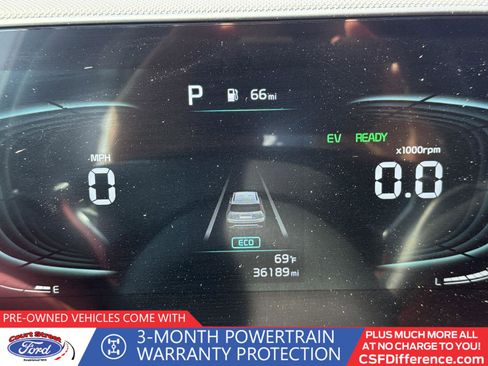 Used 2023 Kia Niro EX Touring image 14