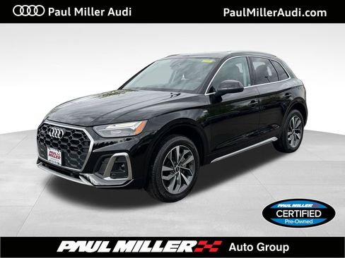 Used 2023 Audi Q5 2.0T Premium w/ Convenience Package AWD/4WD image 1