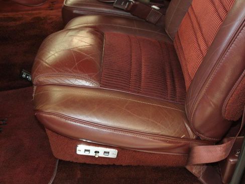 Used 1989 Jeep Grand Wagoneer image 74