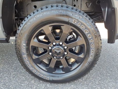 Certified 2026 RAM 3500 Big Horn AWD/4WD image 15