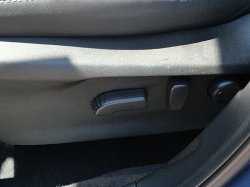 Used 2023 Subaru Forester Premium AWD/4WD image 19