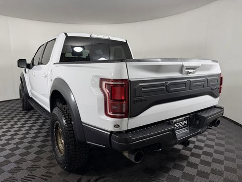 Used 2018 Ford F150 Raptor w/ Equipment Group 802A Luxury AWD/4WD image 8