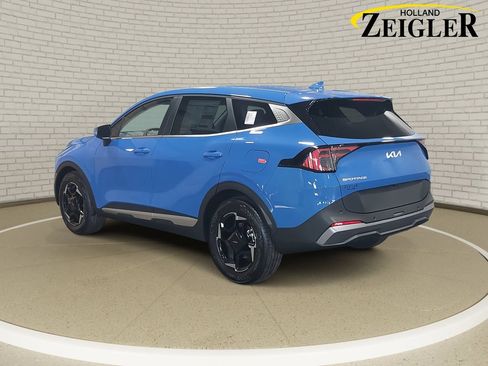 New 2026 Kia Sportage EX image 7