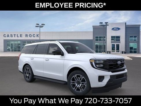 New 2026 Ford Expedition Active AWD/4WD image 8