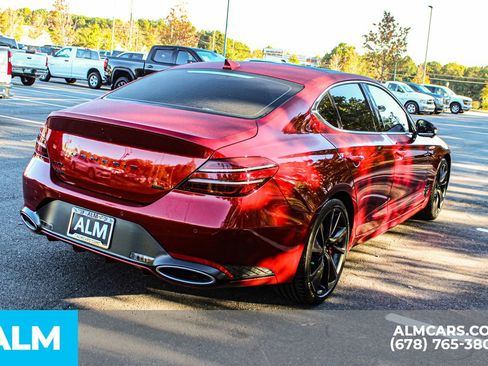 Used 2022 Genesis G70 3.3T image 6