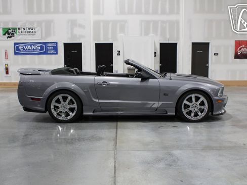 Used 2006 Ford Mustang GT image 20