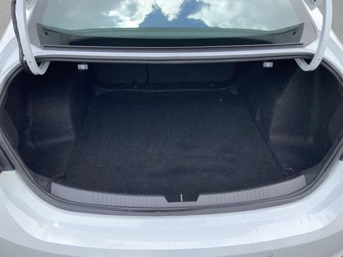 Used 2024 Chevrolet Malibu LT image 10