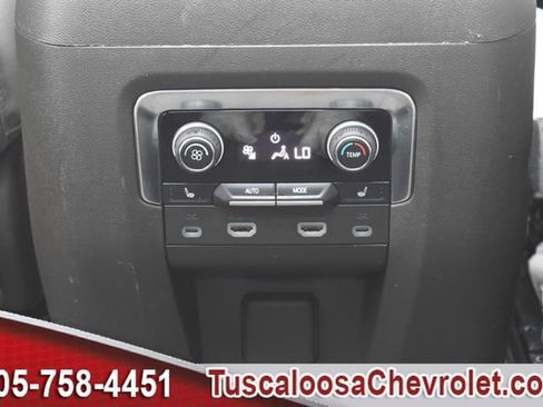 Used 2024 Chevrolet Tahoe Z71 w/ Luxury Package AWD/4WD image 30