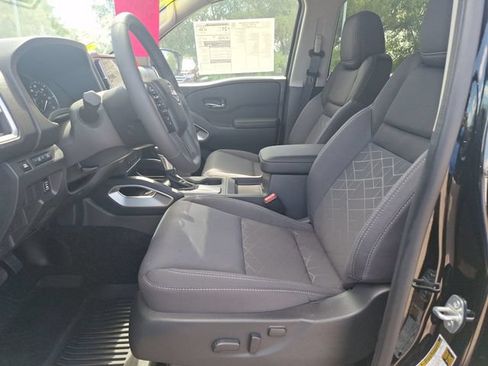 New 2026 Nissan Frontier SV w/ SV Convenience Package RWD image 9