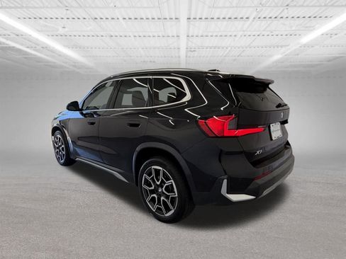 Used 2025 BMW X1 xDrive28i w/ Premium Package AWD/4WD image 3