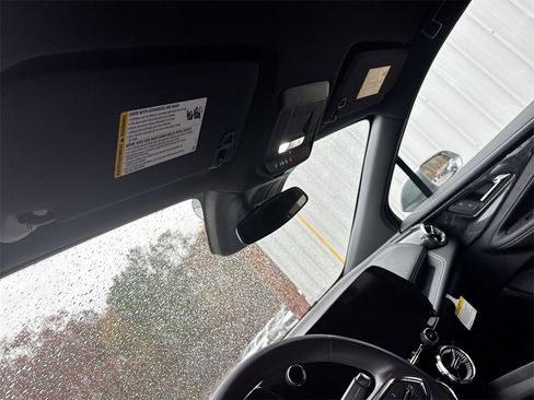 New 2025 Chevrolet Blazer EV LT image 19