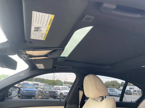 Used 2020 BMW 330i Sedan RWD image 18