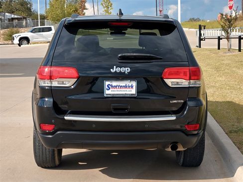 Used 2017 Jeep Grand Cherokee Limited image 7