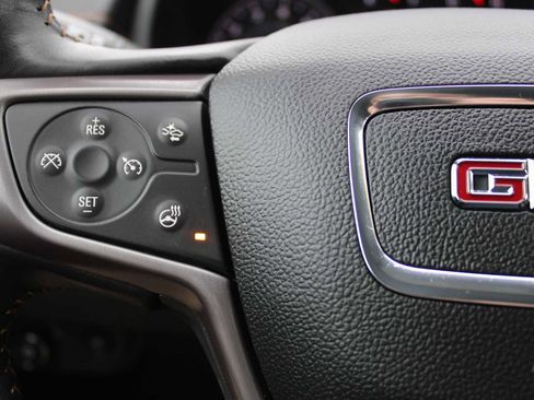 Used 2022 GMC Terrain AT4 image 17