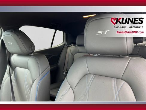 New 2026 Buick Envista Sport Touring w/ Convenience I Package FWD image 20