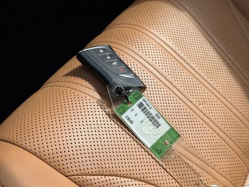 Certified 2023 Lexus LS 500 AWD w/ Interior Upgrade Package image 38