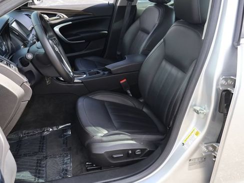 Used 2016 Buick Regal FWD image 12