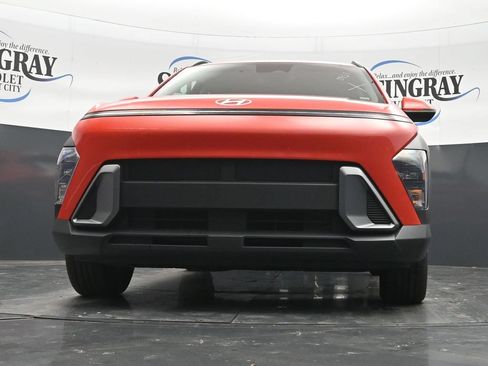 Used 2025 Hyundai Kona SEL FWD image 27