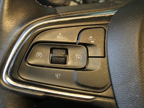 Used 2020 Buick Encore GX Select image 20