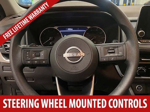 Used 2023 Nissan Rogue S AWD/4WD image 8