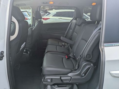 Certified 2026 Honda Odyssey EX-L image 21