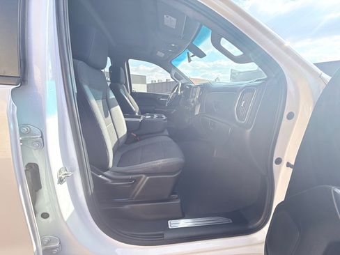 Used 2019 Chevrolet Silverado 1500 LT w/ Texas Edition image 11