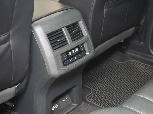 Used 2021 Volkswagen Atlas SEL image 13