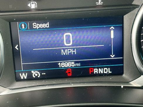 Used 2022 Chevrolet Equinox LS w/ LS Convenience Package image 12