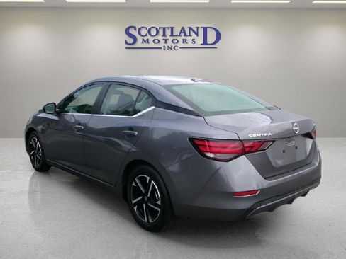 Used 2024 Nissan Sentra SV FWD image 8