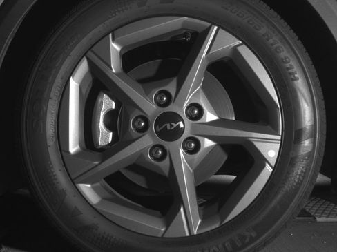 Used 2025 Kia K4 FWD image 12