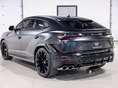 Used 2024 Lamborghini Urus S AWD/4WD image 7