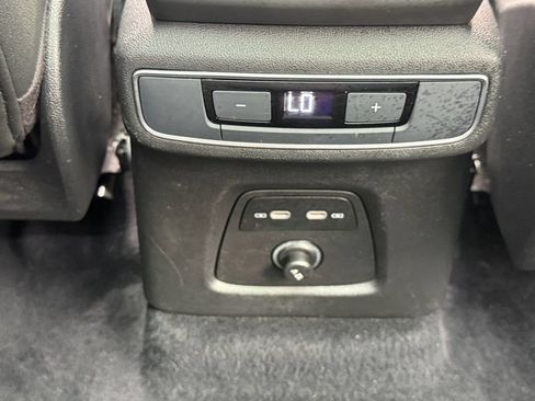 Used 2023 Audi Q4 e-tron Premium Plus w/ Premium Plus AWD/4WD image 23
