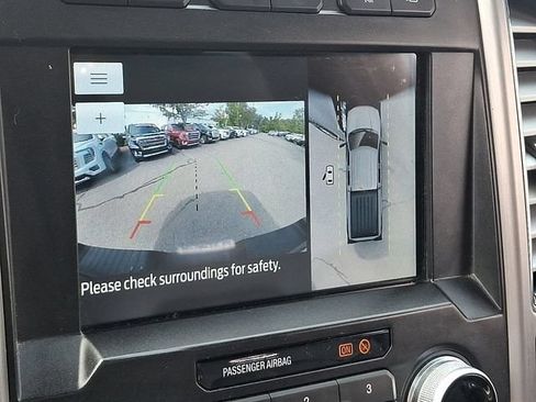 Used 2021 Ford F250 Platinum w/ FX4 Off-Road Package AWD/4WD image 19