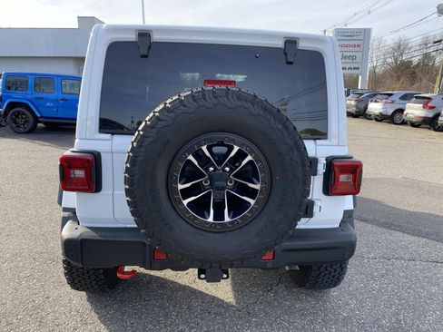 Certified 2025 Jeep Wrangler Unlimited Rubicon image 4