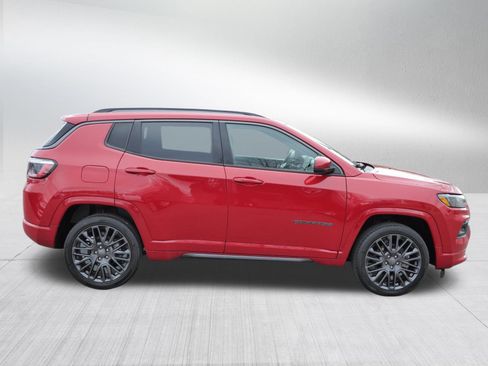 Used 2022 Jeep Compass Limited AWD/4WD image 8