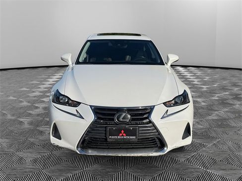 Used 2019 Lexus IS 300 image 2