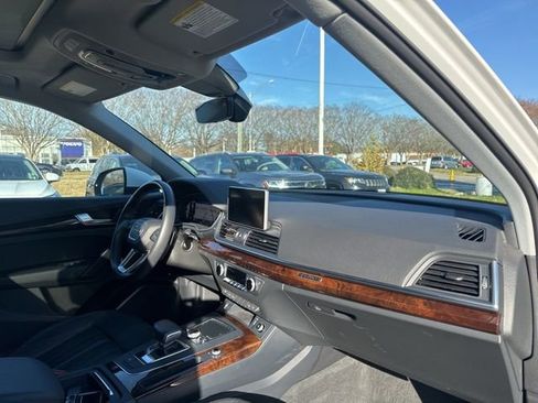 Used 2018 Audi Q5 2.0T Premium image 13