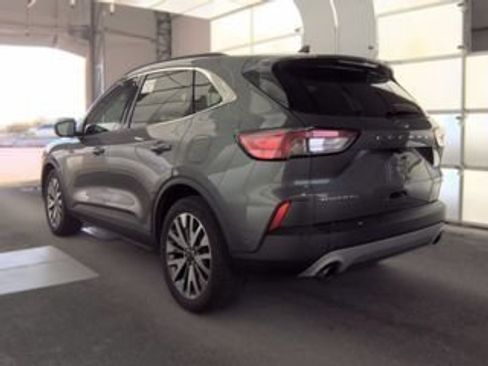 Used 2021 Ford Escape Titanium AWD/4WD image 4